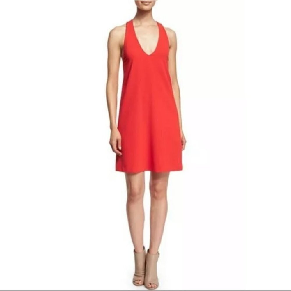 Alice + Olivia Halle Crepe Shift Mini Dress XSmall mod minimalist contemporary